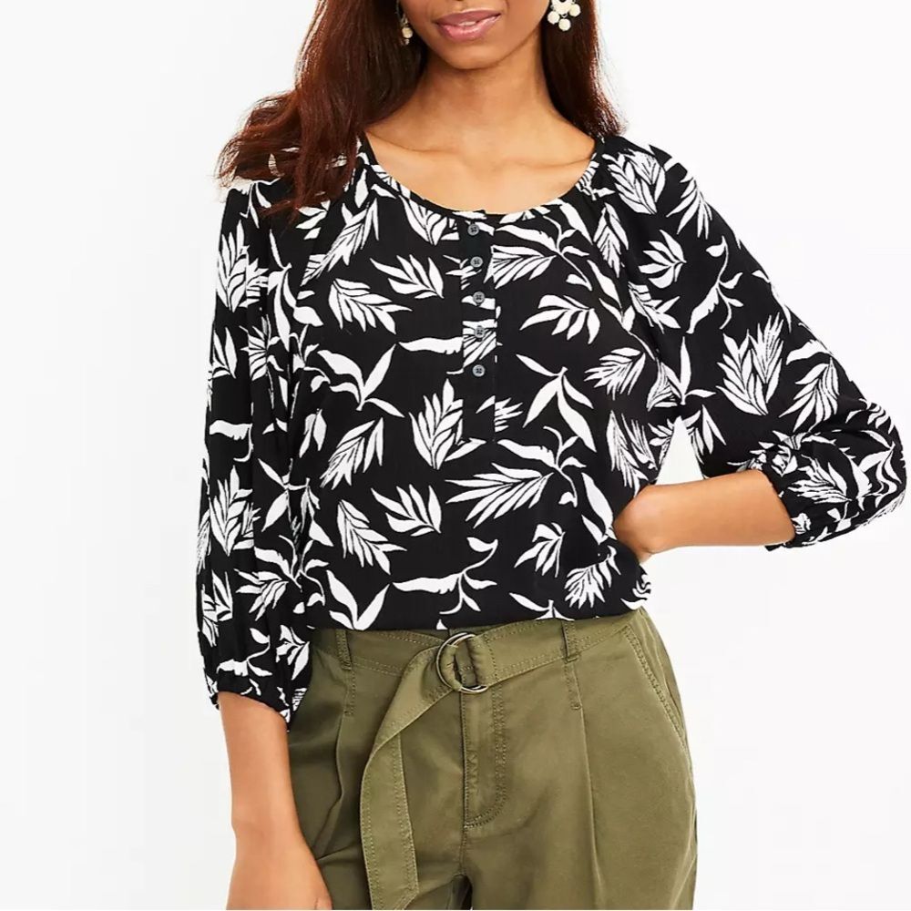 NWOT! LOFT Black and White Floral Henley Blouse